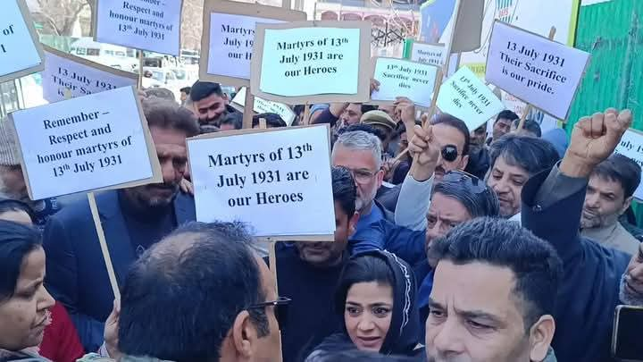 Iltija Mufti Leads Protests Against Remarks on July 13 Martyrs, Demands Apology