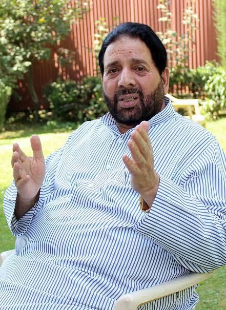 Kashmiris want peace not fear: Hakeem Yasin