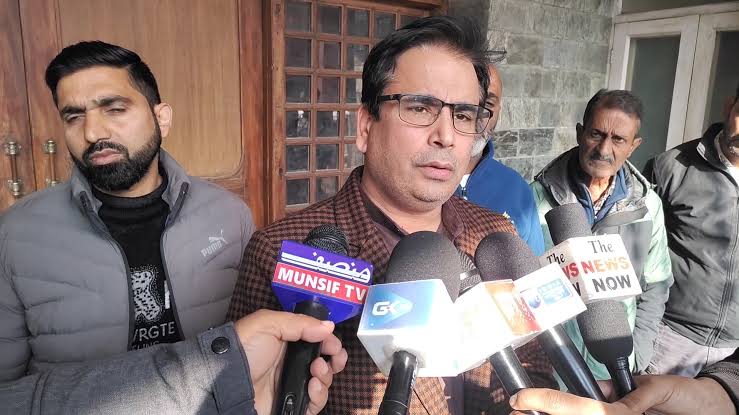 LG did not reject TBR file, response being sent by cabinet: Tanvir Sadiq