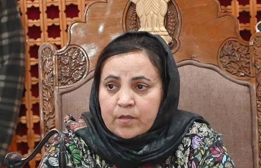 Heat Wave: School Timings Being Changed From Monday Says Minister Itoo