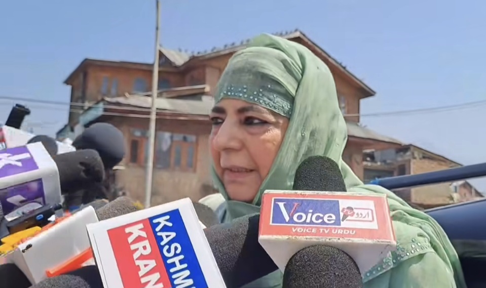 If Everything Is Normal, Why Is Jamia Masjid Closed, Mirwaiz Under House Arrest?: Mehbooba, Iltija Slams Govt