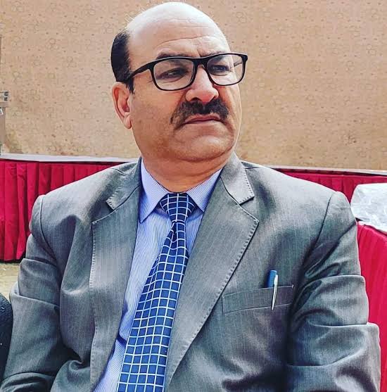 Public welfare schemes turn in to NCs private projects,Alleges Rafique Rather