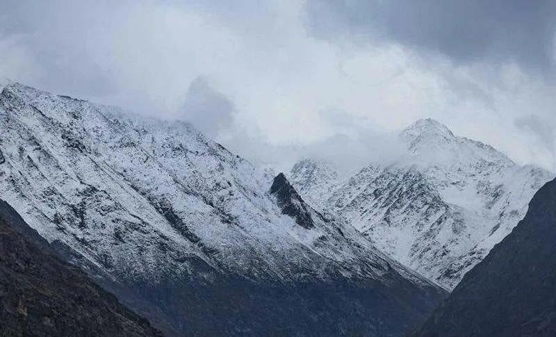 Heavy Rain, Snowfall Expected in J&K From Oct 4–7: MeT Issues Alert
