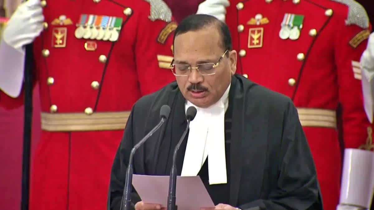 Justice Surya Kant takes oath as 53rd CJI