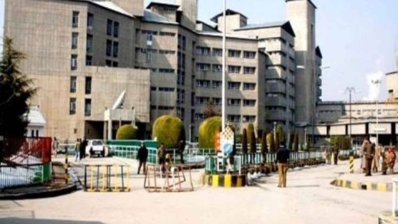 SKIMS Assigns Nodal Doctors to Facilitate Patients From Top Government Offices
