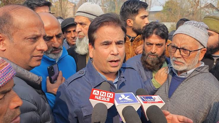 “Unfair, Ill-Timed”: Tanvir Sadiq Says Will Oppose KPDCL’s Proposed 20% Peak-Hour Surcharge