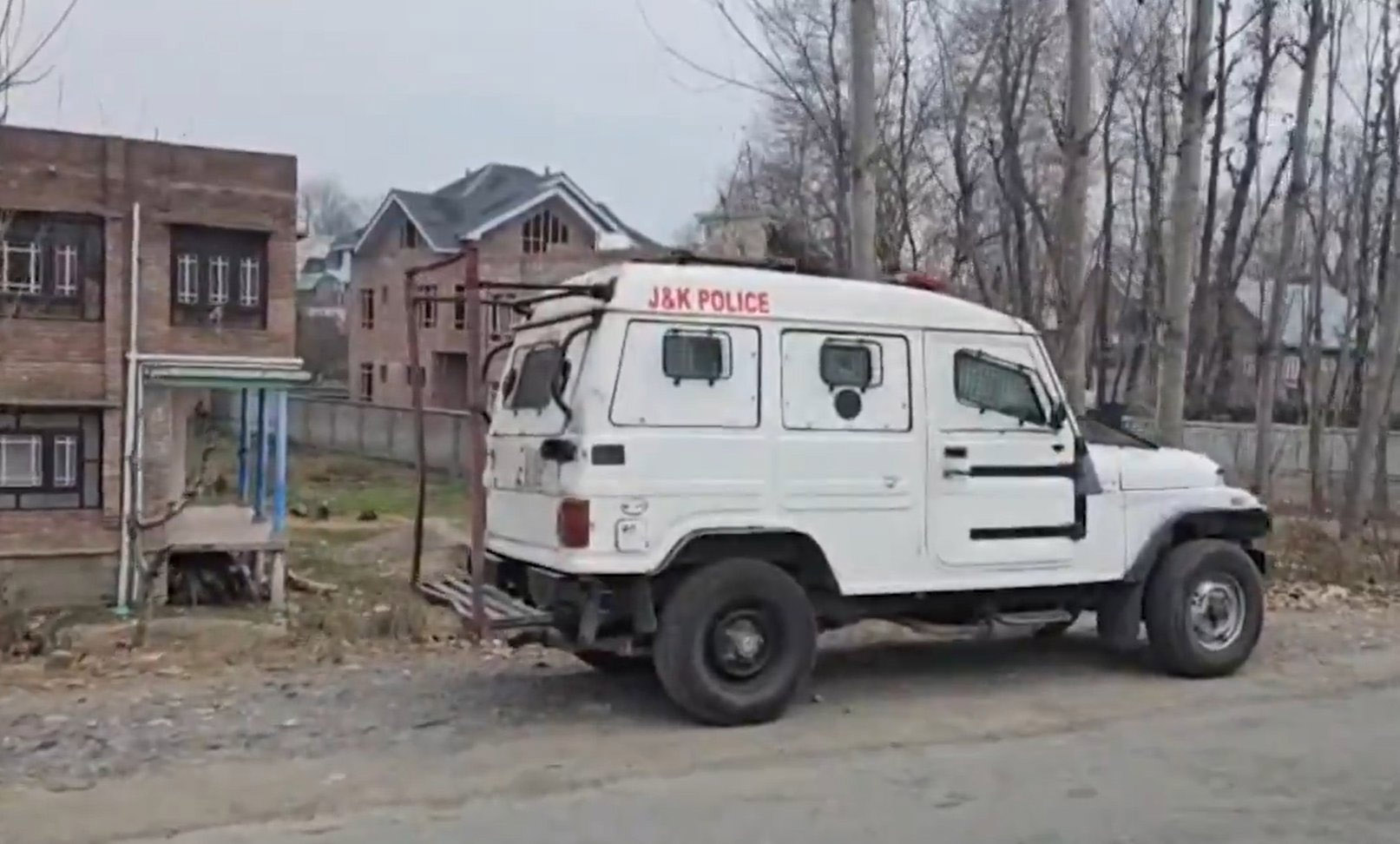 NIA raids underway at 10 locations in Kashmir in Delhi blast case