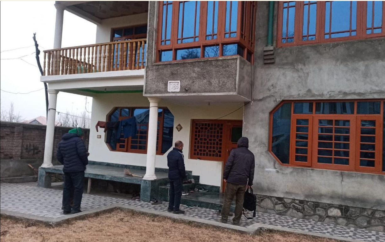 CIK raids 12 locations across Kashmir