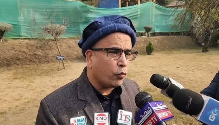 Tanvir Sadiq Says LG Assures Review of Cases of Youth Detained After Khamenei-Related Protests