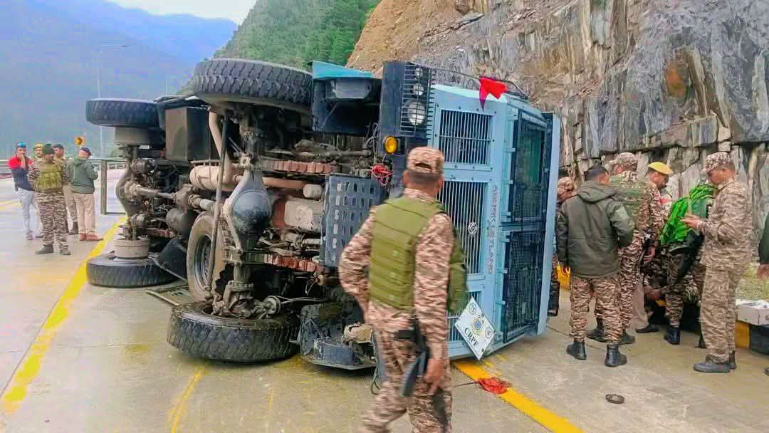 Six CRPF Personnel Injured in Road Accident in J&K’s Ganderbal